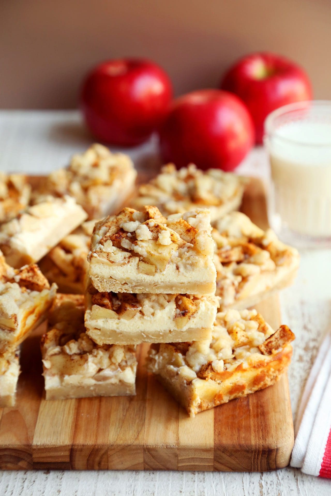 Apple Cheesecake Bars – Apple Dessert Recipes Pleasure the Baker